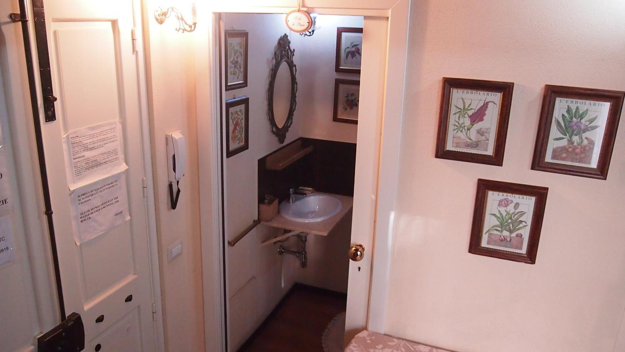 Acasamia Apartment Каляри Екстериор снимка