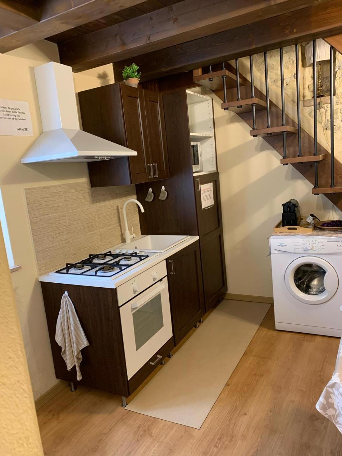 Acasamia Apartment Каляри Екстериор снимка